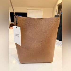 Mansur Gavriel Small Everyday Cabas Bucket Bag - Biscotti